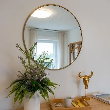 Holideis - Art-apartment - 3min To - Big Terrace - 2 Bedrooms *
