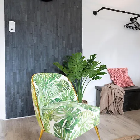 Apartment Holideis - Art-apartment - 3min To - Big Terrace - 2 Bedrooms *