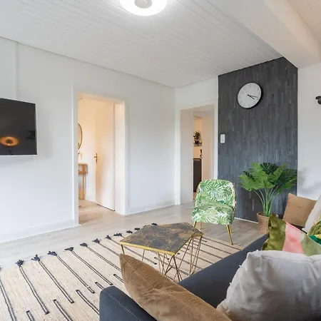 Holideis - Art-apartment - 3min To - Big Terrace - 2 Bedrooms Apartment