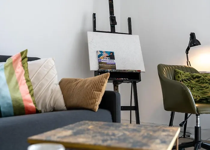 Holideis - Art-apartment - 3min To - Big Terrace Lejlighed