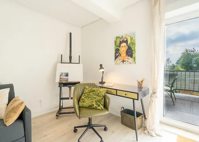 Holideis - Art-apartment - 3min To - Big Terrace Lejlighed *