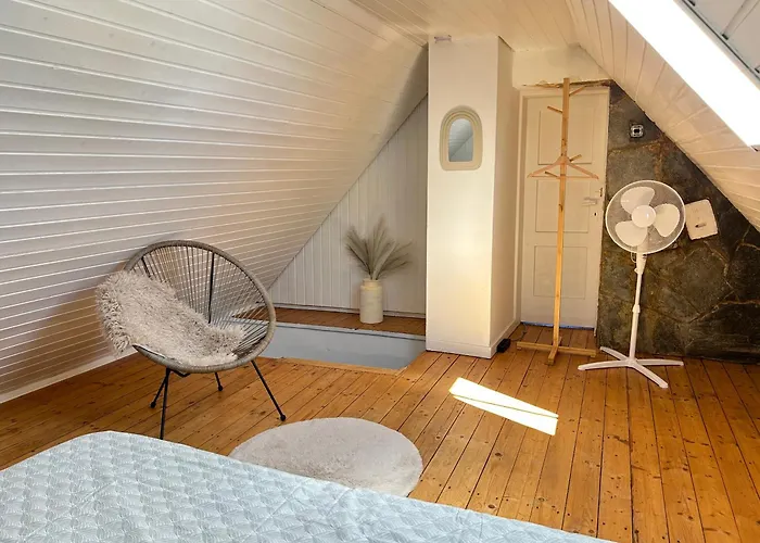 Holideis - Art-apartment - 3min To - Big Terrace *